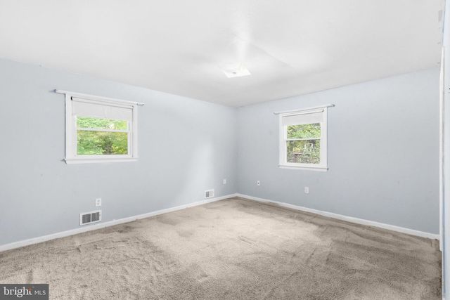 12015 HICKORY DR, Fort Washington, MD 20744