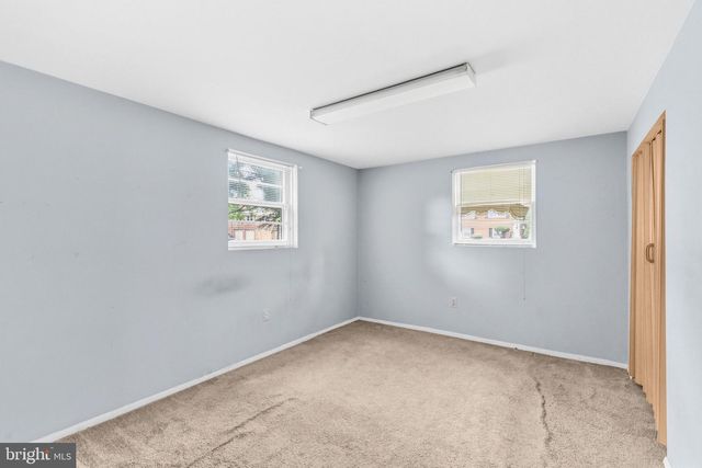 12015 HICKORY DR, Fort Washington, MD 20744