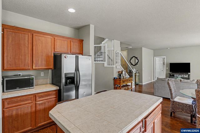 363 Stellers Eagle St NW, Salem, OR 97304