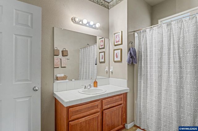 363 Stellers Eagle St NW, Salem, OR 97304