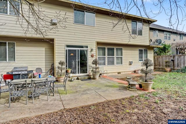 363 Stellers Eagle St NW, Salem, OR 97304