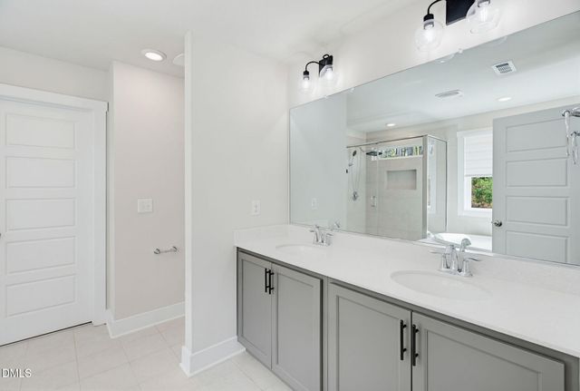 942 Steep Meadow Lane, Mebane, NC 27302