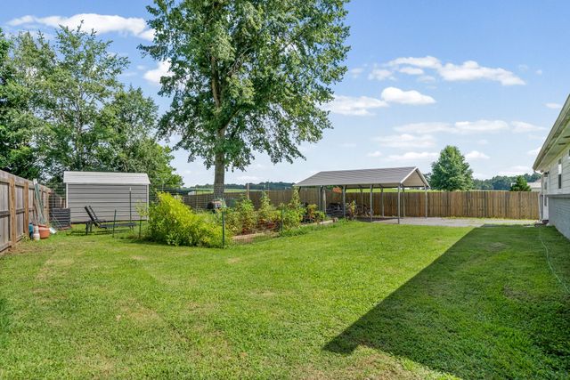 1931 Blue Bird Dr, Pleasant View, TN 37146