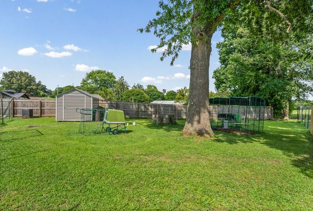 1931 Blue Bird Dr, Pleasant View, TN 37146