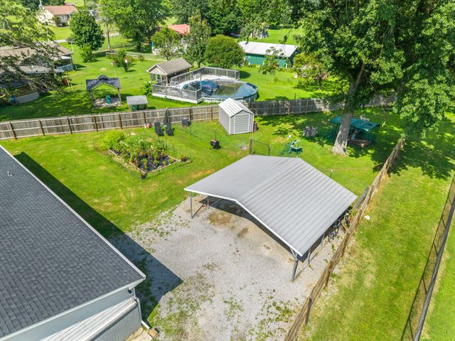 1931 Blue Bird Dr, Pleasant View, TN 37146