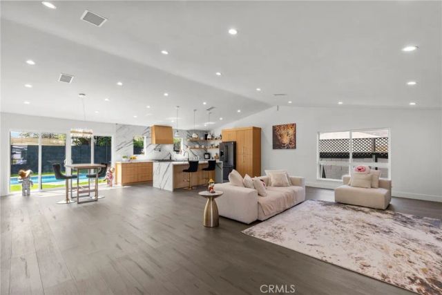 2282 Brentwood Street, Simi Valley, CA 93063