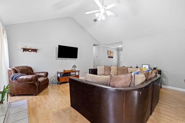 1600 Ridgefield Dr, Heber Springs, AR 72543