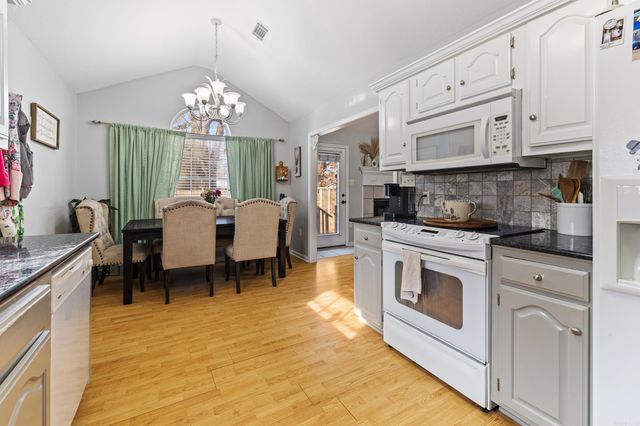 1600 Ridgefield Dr, Heber Springs, AR 72543