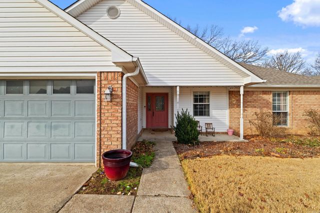 1600 Ridgefield Dr, Heber Springs, AR 72543