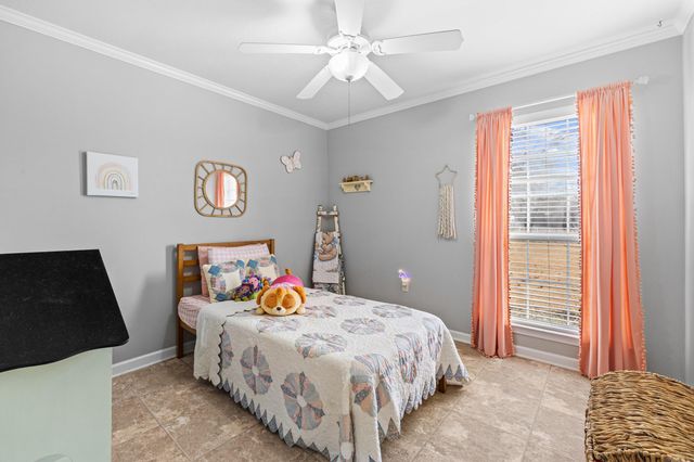 1600 Ridgefield Dr, Heber Springs, AR 72543