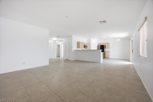 8119 Making Memories Place, Las Vegas, NV 89131