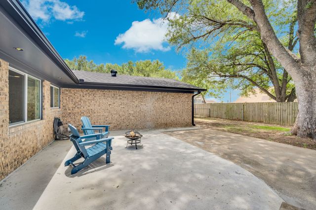 411 Gingerbread Lane, Waxahachie, TX 75165