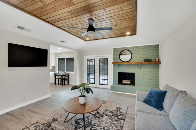 411 Gingerbread Lane, Waxahachie, TX 75165