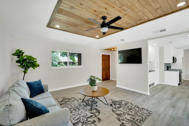 411 Gingerbread Lane, Waxahachie, TX 75165