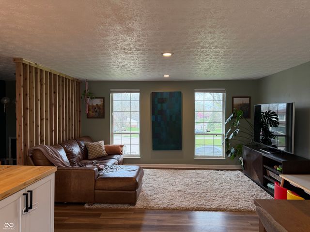 7545 Turnberry Court, Indianapolis, IN 46237