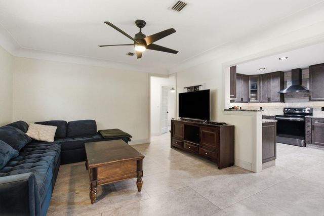 1000 S EVERGREEN AVENUE, Clearwater, FL 33756