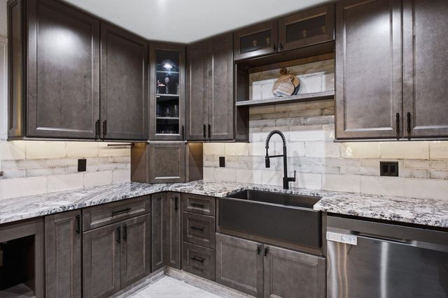 1000 S EVERGREEN AVENUE, Clearwater, FL 33756