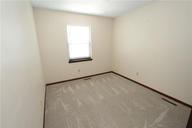 720 S Sheridan Road, Olathe, KS 66061