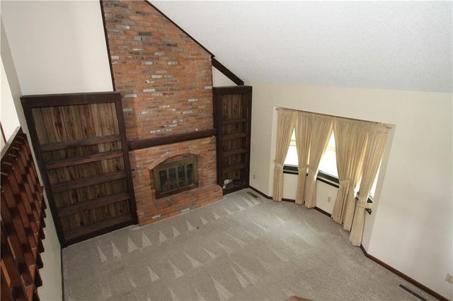 720 S Sheridan Road, Olathe, KS 66061