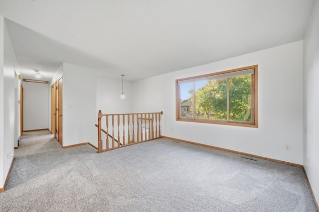 4339 Manor Park Drive NW, Rochester, MN 55901