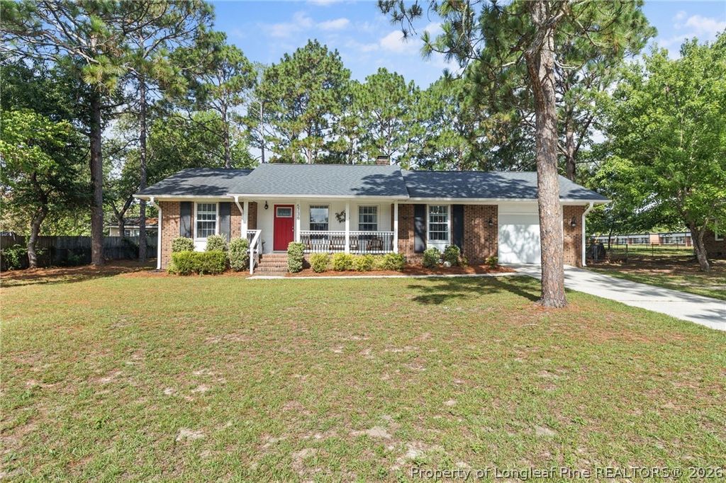 5736 Archer Road, Hope Mills, NC 28348