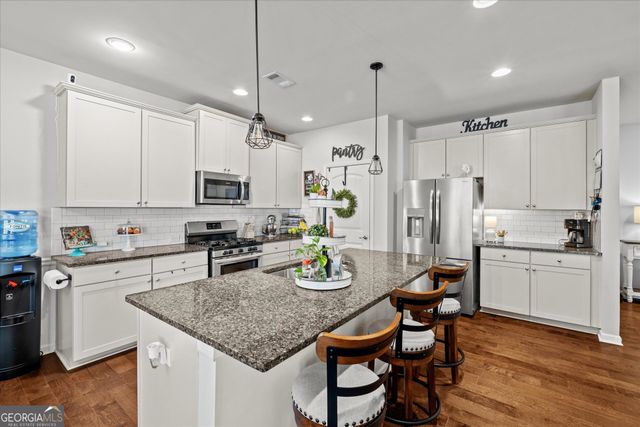 2028 Creekhead Drive, Villa Rica, GA 30180