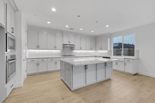 3327 San Brannan, Yuba City, CA 95993