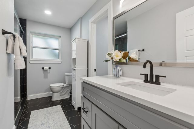10612 Estate Lane, Dallas, TX 75238