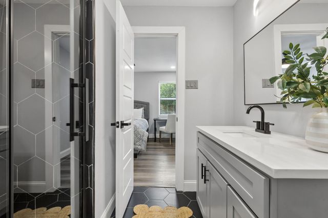 10612 Estate Lane, Dallas, TX 75238