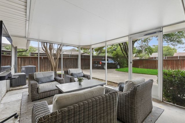 10612 Estate Lane, Dallas, TX 75238