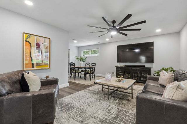 10612 Estate Lane, Dallas, TX 75238