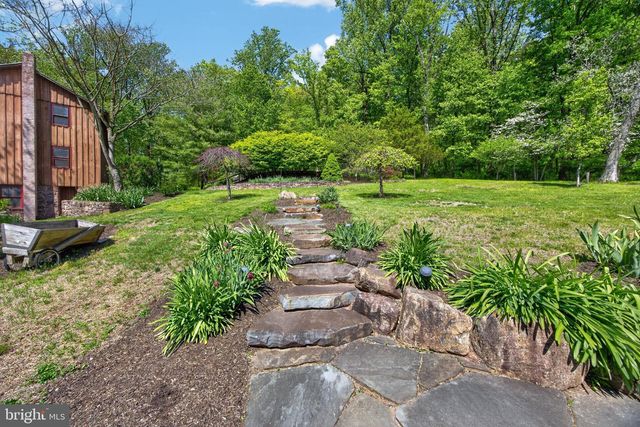1790 FERNBROOK LN, Pottstown, PA 19465