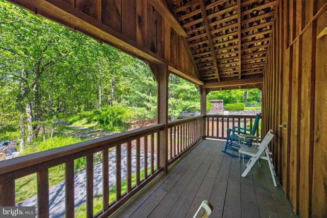 1790 FERNBROOK LN, Pottstown, PA 19465