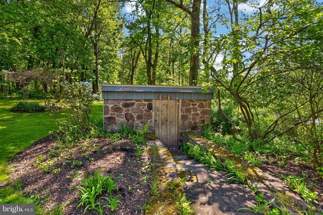1790 FERNBROOK LN, Pottstown, PA 19465