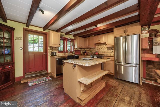 1790 FERNBROOK LN, Pottstown, PA 19465