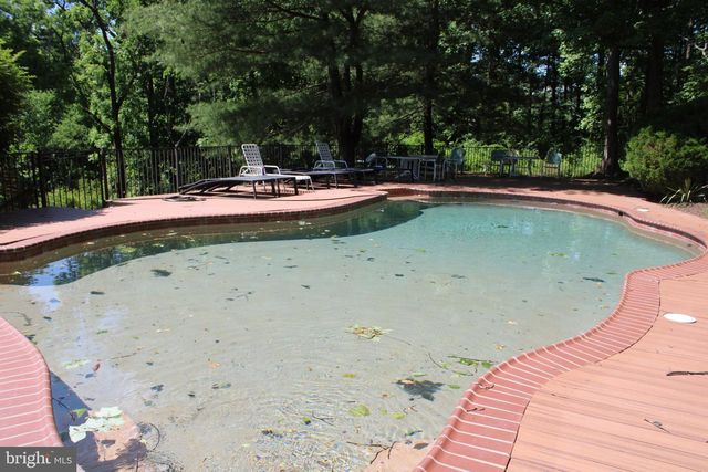 1790 FERNBROOK LN, Pottstown, PA 19465