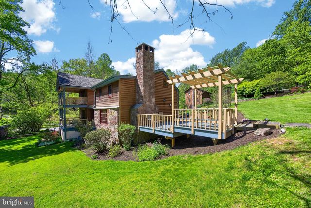 1790 FERNBROOK LN, Pottstown, PA 19465