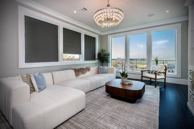 2204 Canonero DR, Austin, TX 78746