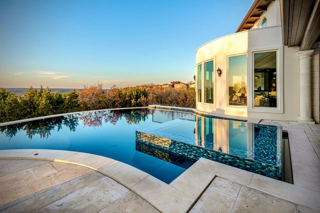 2204 Canonero DR, Austin, TX 78746