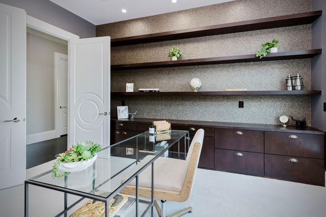 2204 Canonero DR, Austin, TX 78746