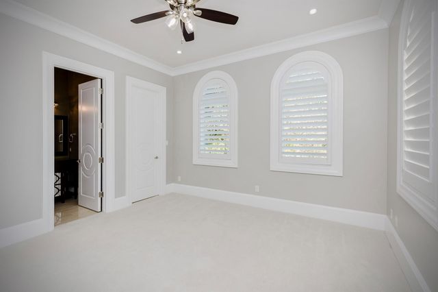 2204 Canonero DR, Austin, TX 78746