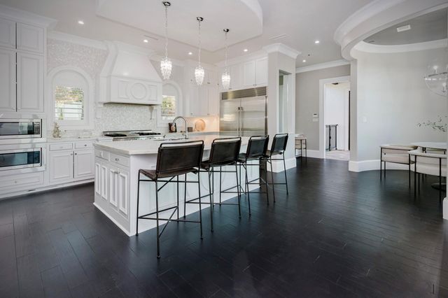 2204 Canonero DR, Austin, TX 78746