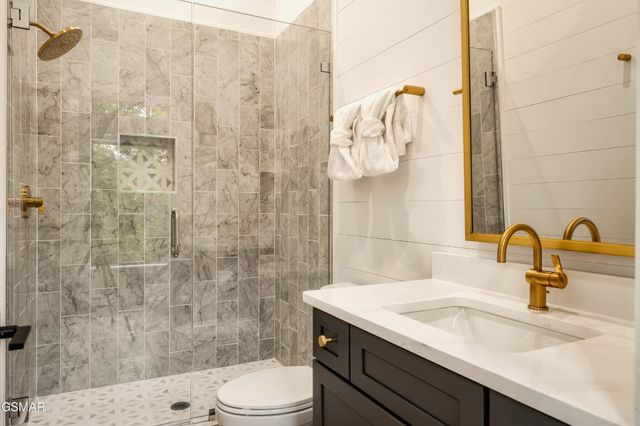 2234 Legend Drive, Sevierville, TN 37876