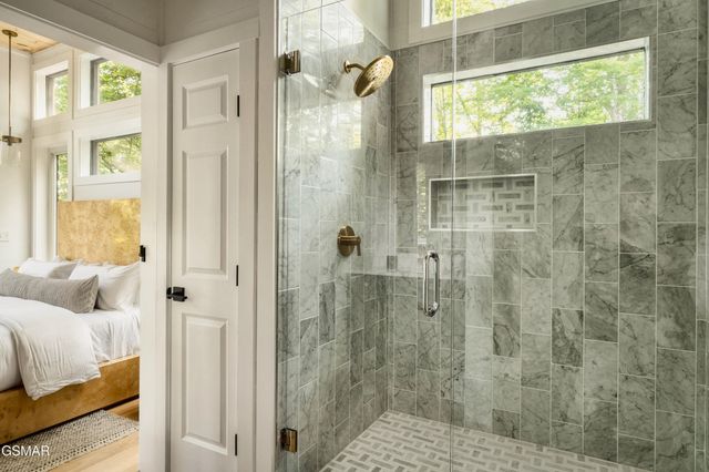 2234 Legend Drive, Sevierville, TN 37876