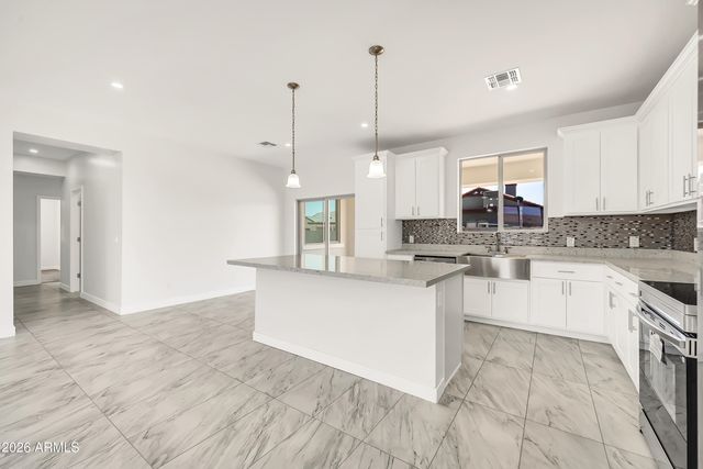 9180 W HARTIGAN Lane, Arizona City, AZ 85123