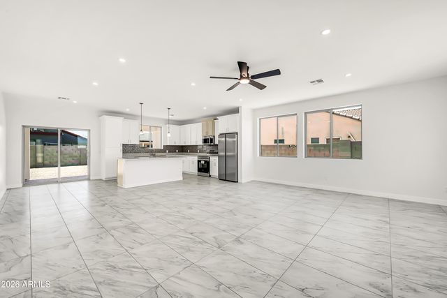 9180 W HARTIGAN Lane, Arizona City, AZ 85123