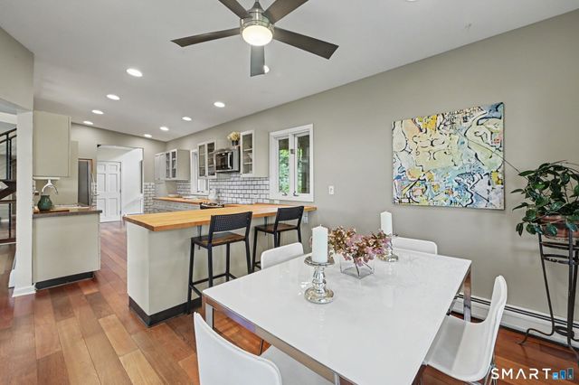 31 Splitrock Road, Norwalk, CT 06854