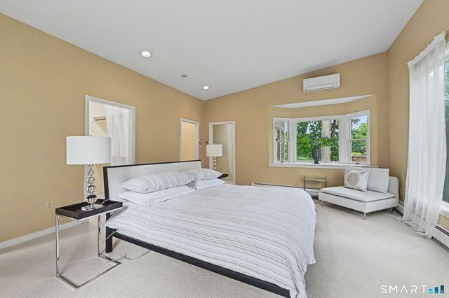 31 Splitrock Road, Norwalk, CT 06854