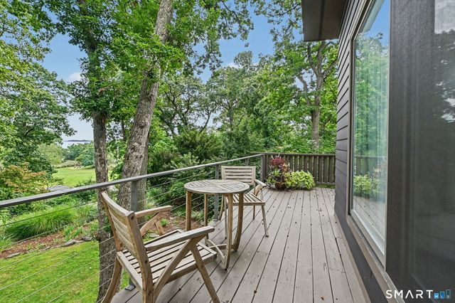 31 Splitrock Road, Norwalk, CT 06854