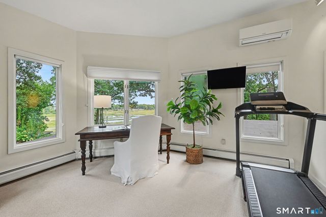31 Splitrock Road, Norwalk, CT 06854